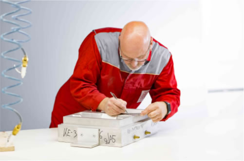 Prototyping: fast and customizable